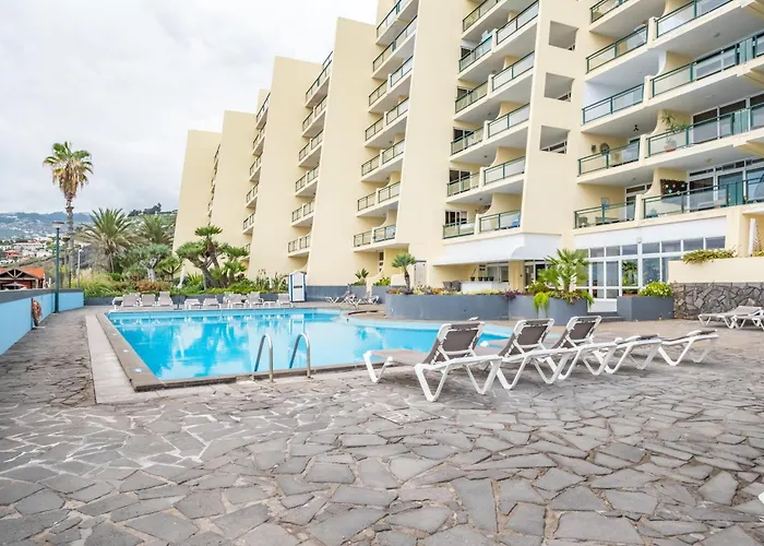 Sunset Vista 604 아파트 *