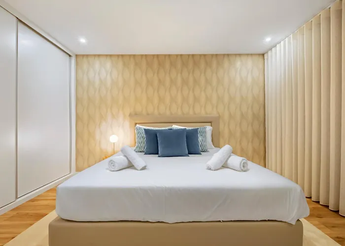 아파트 Sunset Vista 604 푼샬