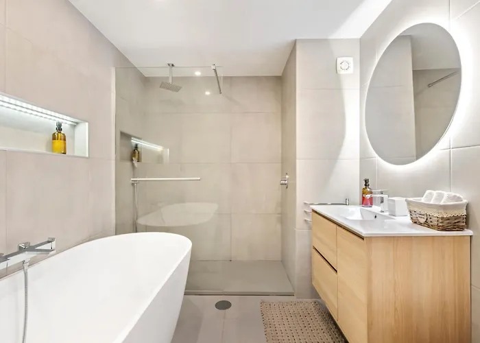 아파트 Sunset Vista 604 푼샬